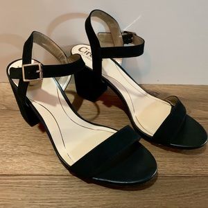 Sam Edelman black suede heels 👠